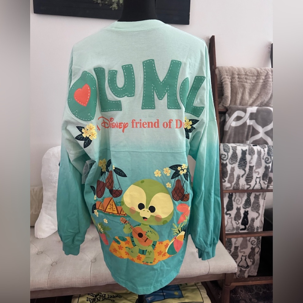 NWT Disney Parks Aulani Spirit Jersey Olu Mel M